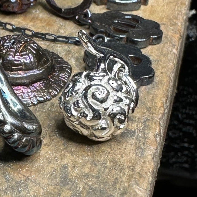 Relic No. 01 - The Liberator's Fruit